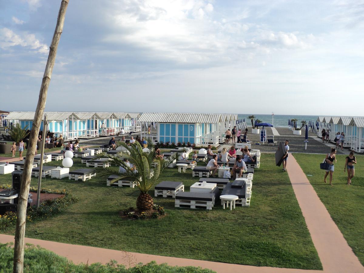 Villino Dei Coralli Lido di Ostia Ngoại thất bức ảnh